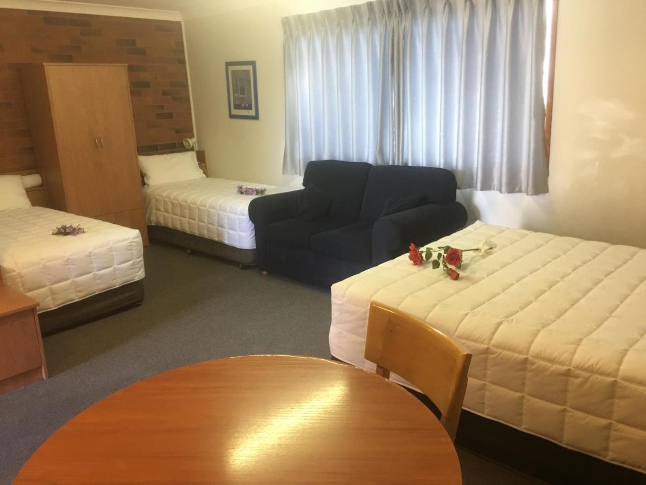 גורוקאן Bridge View Motel מראה חיצוני תמונה