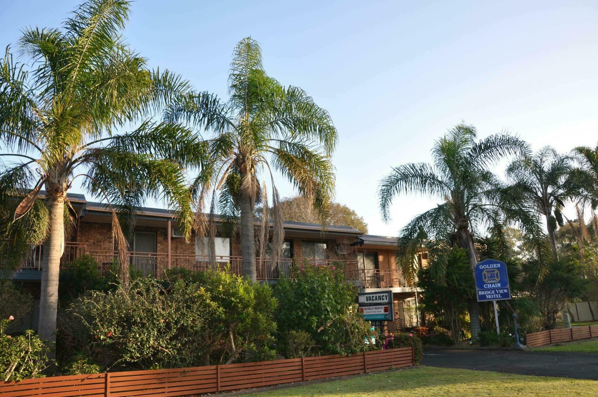 גורוקאן Bridge View Motel מראה חיצוני תמונה